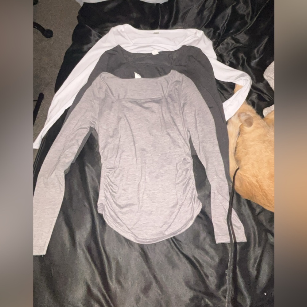SHEIN Gray and White Long Sleeve Tees